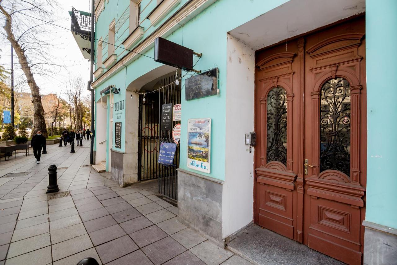 Rustaveli Downtown Aparthotel Tbilisi Buitenkant foto