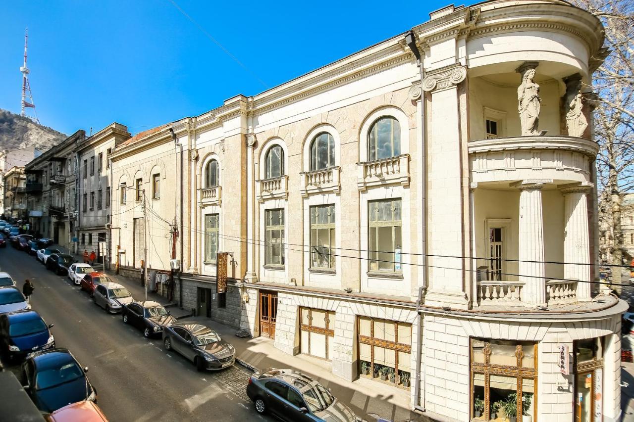 Rustaveli Downtown Aparthotel Tbilisi Buitenkant foto